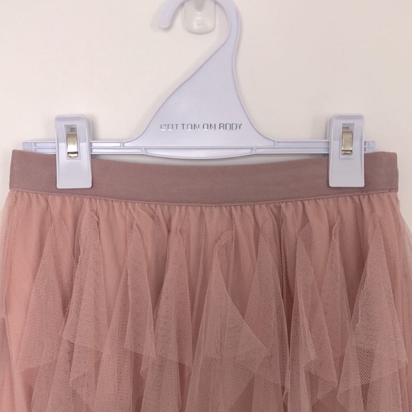 Baby Pink Tulle Carrie Bradshaw Skirt - Picture 2 of 3